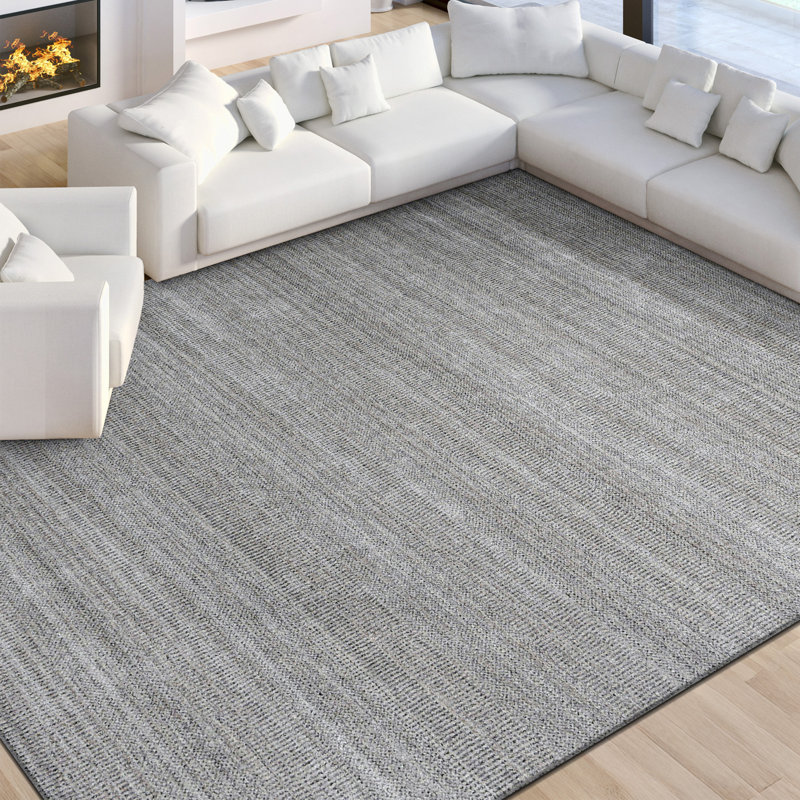 Area Rug in Grey, Rectangle 6' x 9'