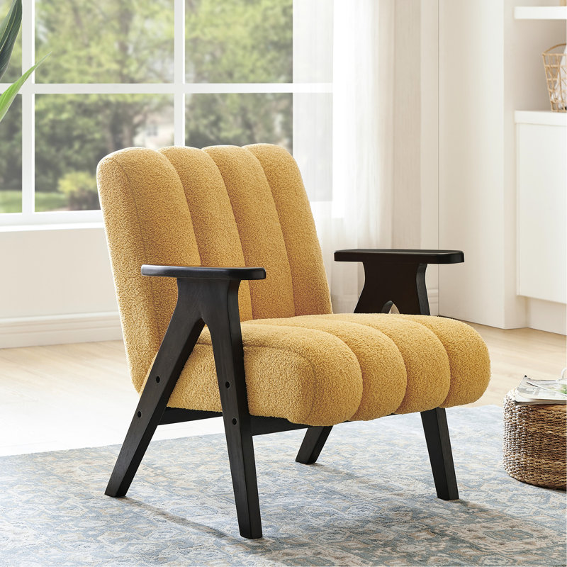 Chaise d'appoint jaune avec coussins de dossier à accoudoirs chauds avec détails en bois, Jaune