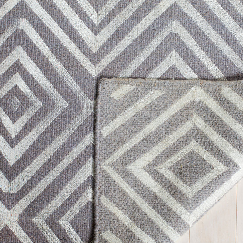 Tapis gris tissé à la main Shryock, Rectangle 4 pi x 6 pi