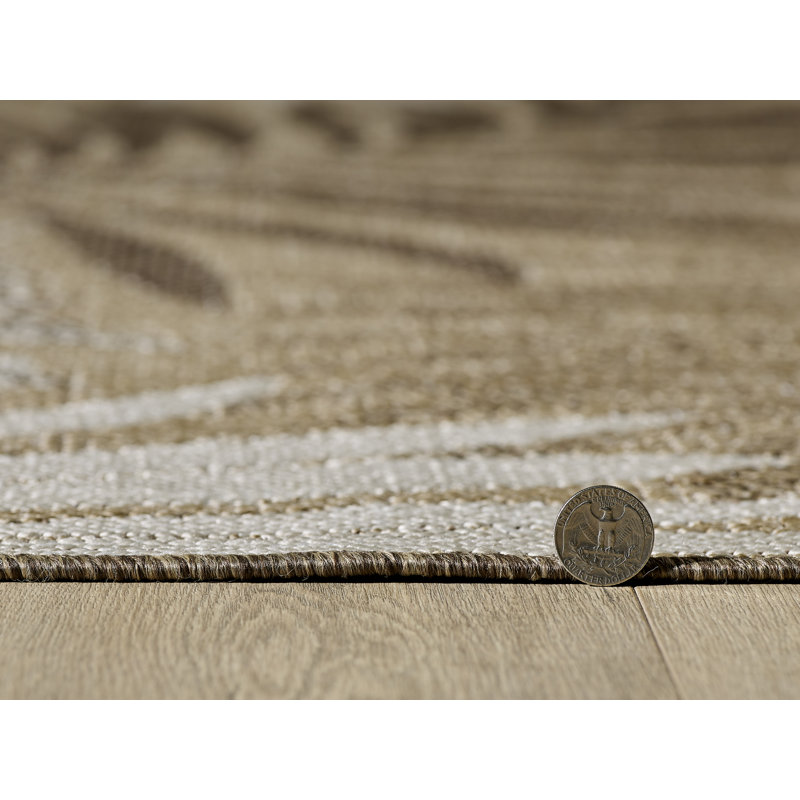 Ablie Floral Machine Woven Indoor / Outdoor Area Rug, Rectangle 3'3" x 4'11", Natural