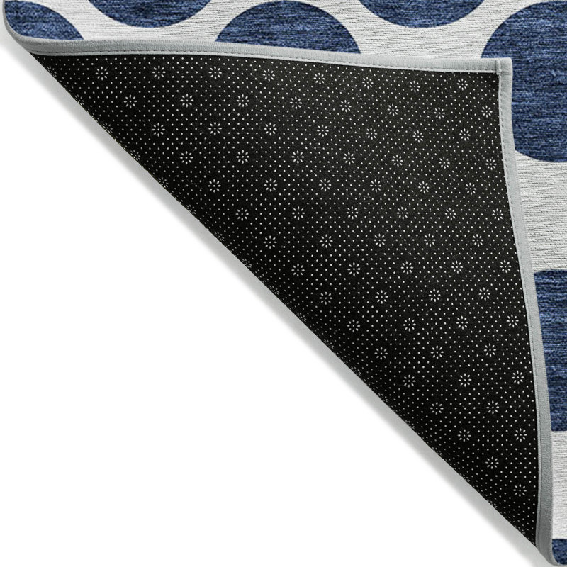 Tapis extérieur lavable à pois bleu marine et ivoire 10 pi x 14 pi