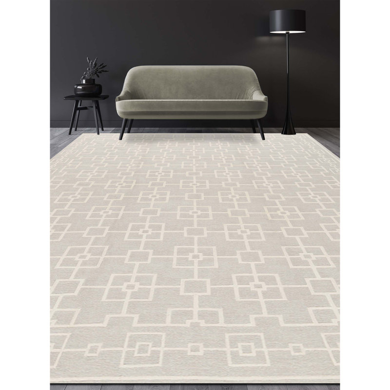 Himalayan Wool Geometric Area Rug in Silver/Brown