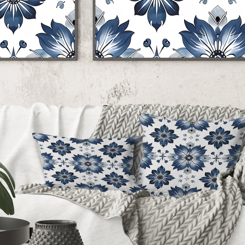 Carreaux floraux bleus argentés traditionnels II - Coussin lombaire traditionnel