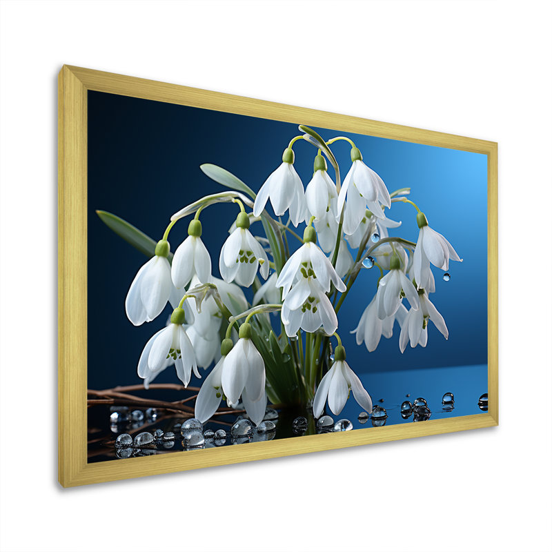 «Winter Snowdrop Flower», photographie sur toile, Cadre doré simple, H 16 po x l 32 po x P 1 po