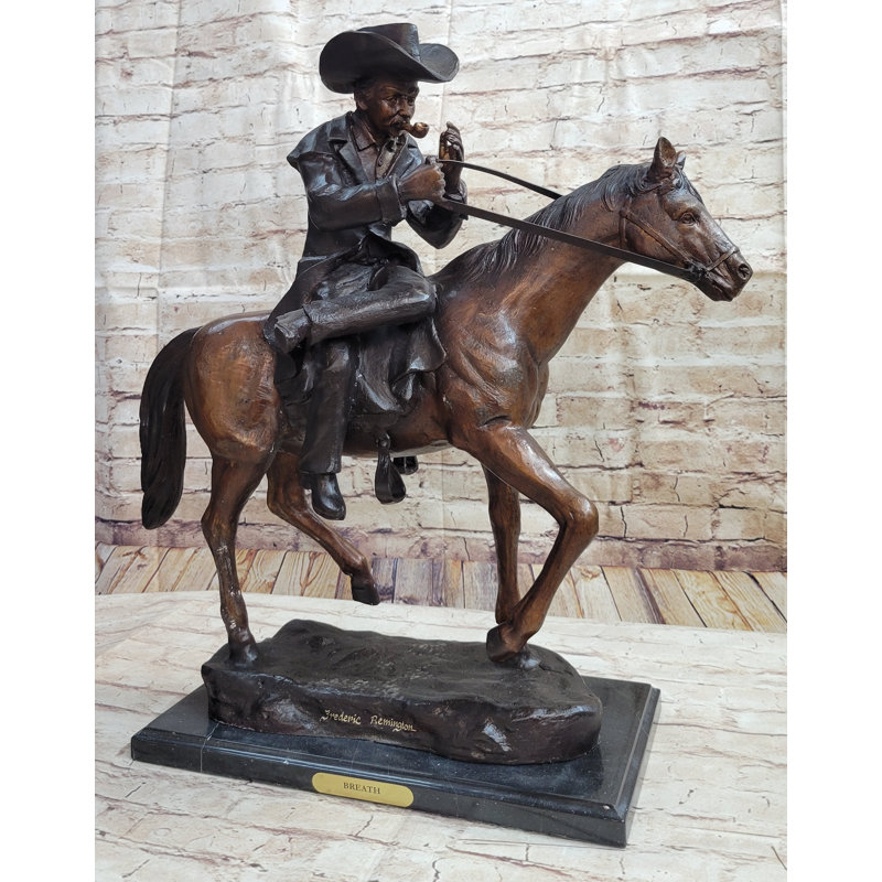 Figurines et sculptures
