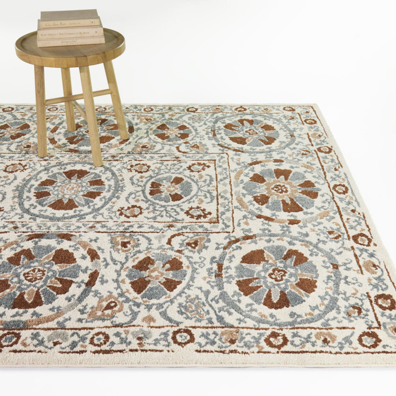 Tapis traditionnel à médaillon Niclas Rust, 7 pi 10 po x 10 pi