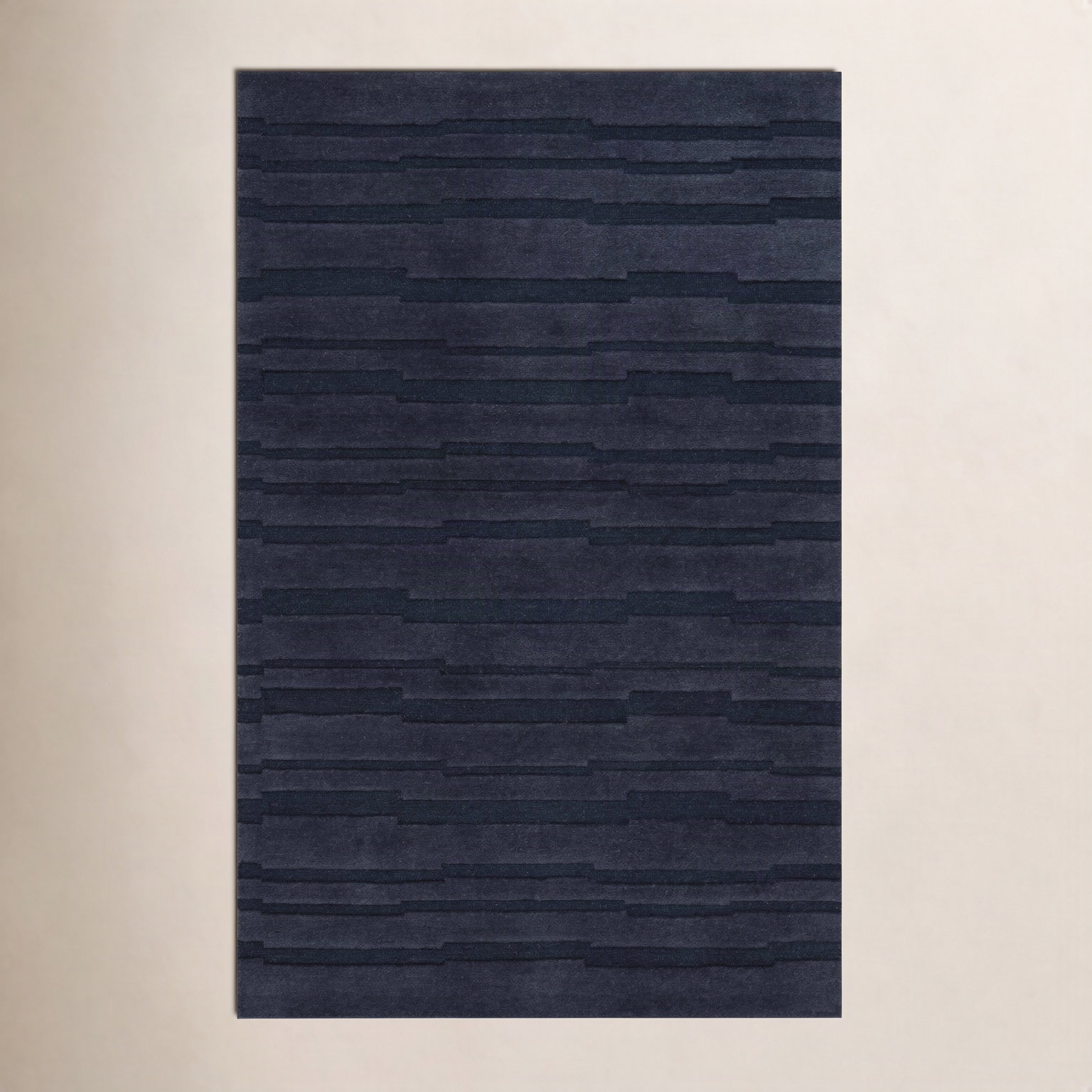 Fairborn Black Hand-Tufted Wool Rug, Rectangle 4' x 6'