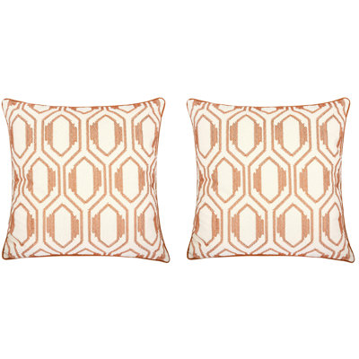 Coussin décoratif carré géométrique orange rouille, 50 x 50 cm, en polyester avec bordure passepoilée, lot de 2, pour une décoration intérieure moderne et transitionnelle.