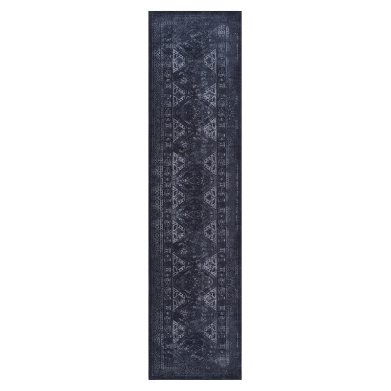 Lint-free, stylish, stain-resistant area rug, Runner 2'6" x 10'