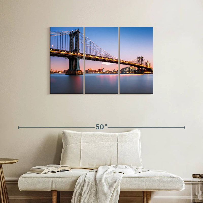 Lilie illuminé le pont de Manhattan, photographie, H 24 po x l 38 po
