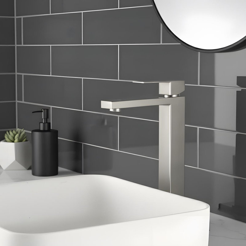 Robinet de lavabo de salle de bain moderne avec poignée simple, Nickel brossé