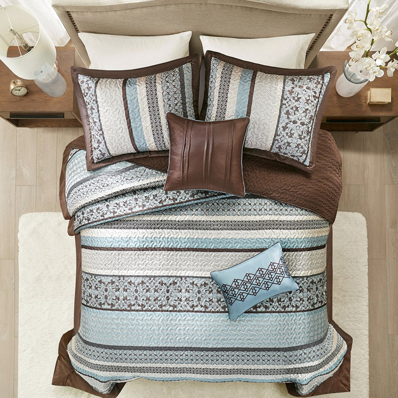 Couvre-lit bleu très grand 5 pièces avec détails de broderie fine, Bleu, Édredon de très grand lit et 4 pièces additionn