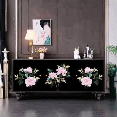Buffet Elegant And Grand