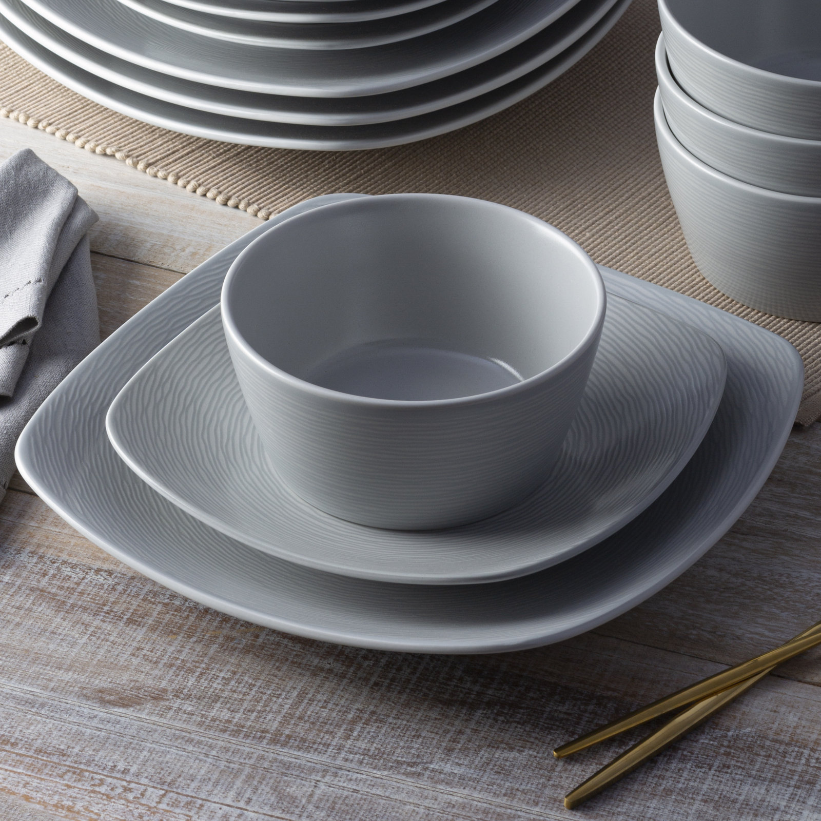 Noritake Colorscapes Swirl 4-Piece Square Place Setting, Service for 1, Gray