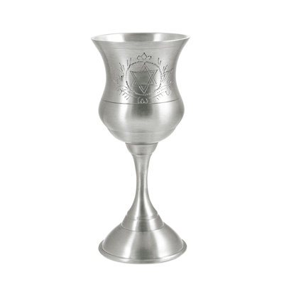 Élégante coupe de kiddouch haute