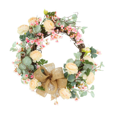 Couronne 28 po avec renoncule, souffle de bébé et eucalyptus
