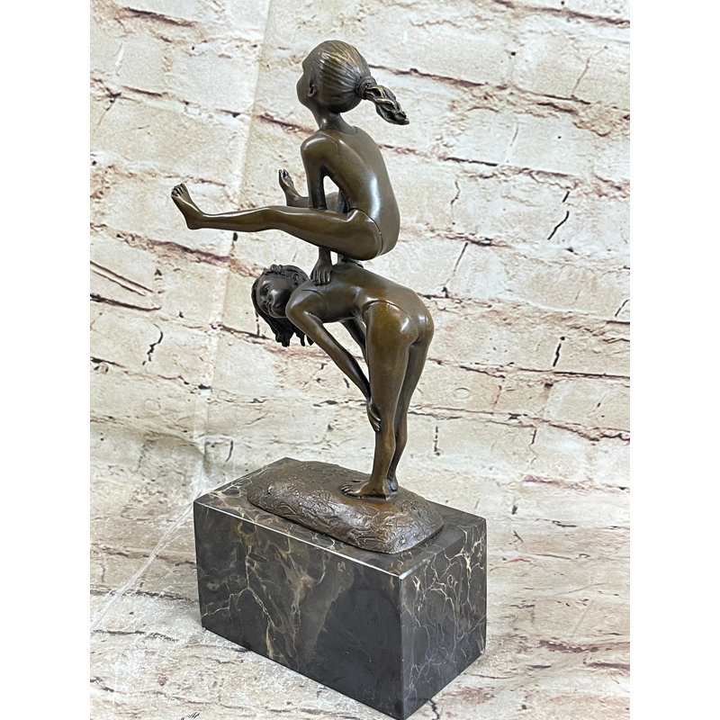 Shoell, sculpture originale pour enfants jouant de la grenouille bondissante