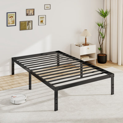 Base de lit plateforme en métal noir de 14 po avec support en lattes d'acier Lutherville, aucun sommier tapissier requis