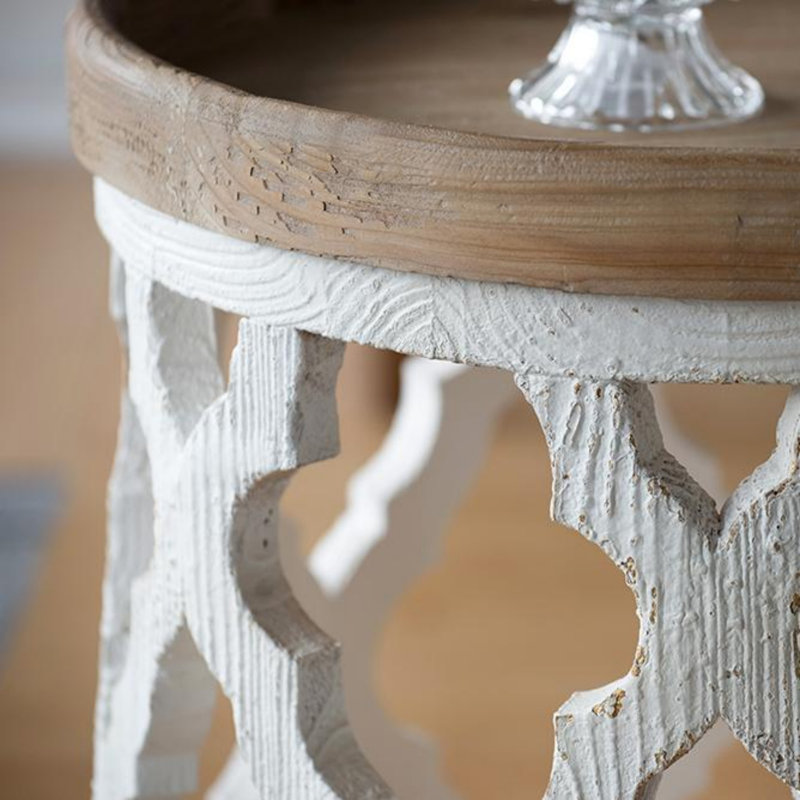 Table d'appoint moderne et minimaliste