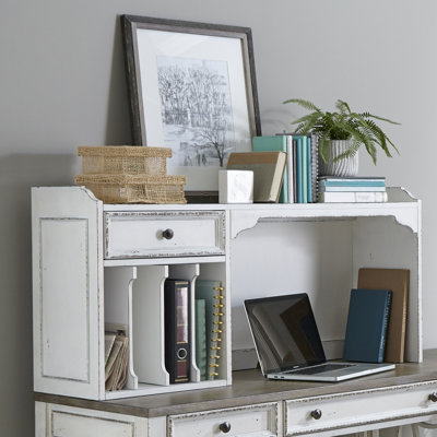 Magnolia Manor Hutch