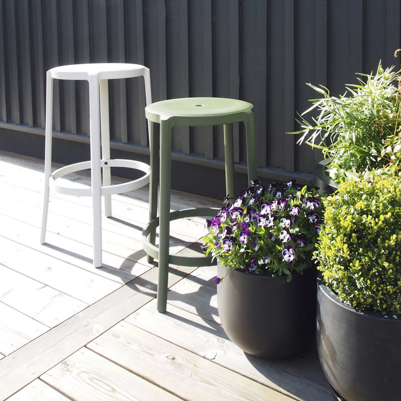 On & On Recycled Plastic Seat by Edward Barber and Jay Osgerby, Counter Stool (24.75" Seat Height), White