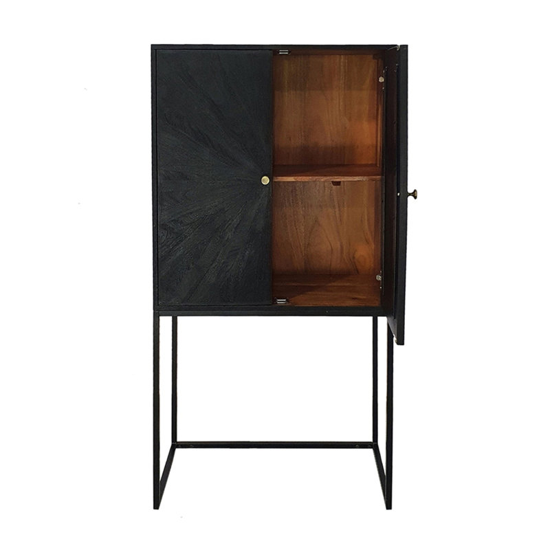 Armoire 31,5 x 16,5 x 60 po, noir