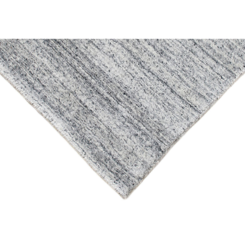 Area Rug in Silver, Rectangle 6' x 9'