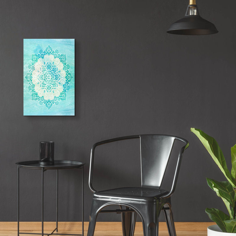 «Mandala Space» par Sabrina Balbuena, H 24 po x l 16 po x P 0,2 po