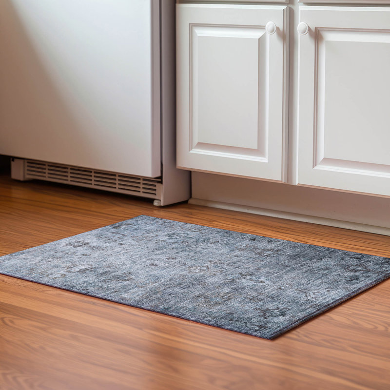 Premium Machine Washable Mayfield Global Rug, Blue, 2'6" x 3'10"