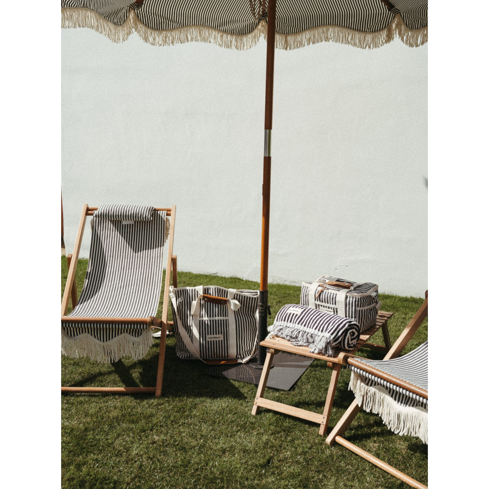 Folding Deck Chair with Cushion, Lauren's Navy Stripe