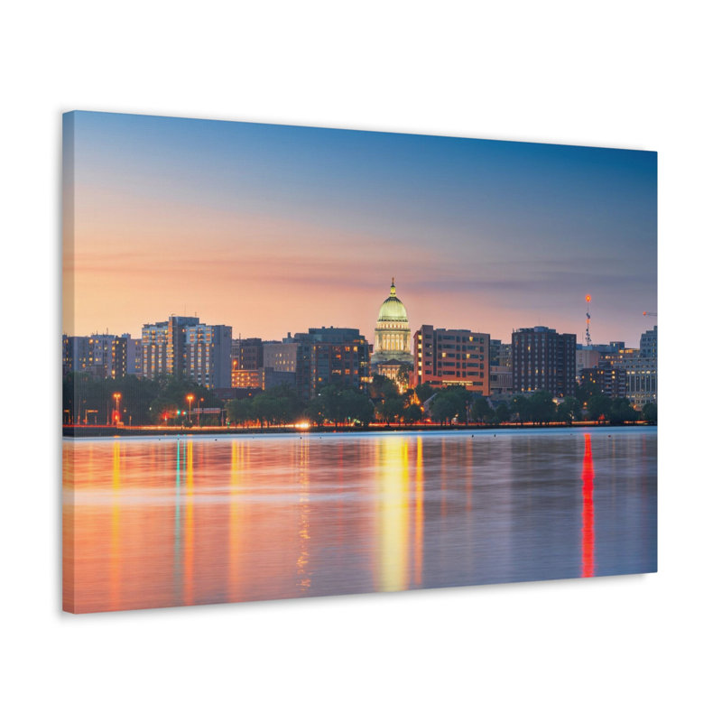 Toile Madison Night Skyline, paysage urbain époustouflant, H 16 po x l 20 po