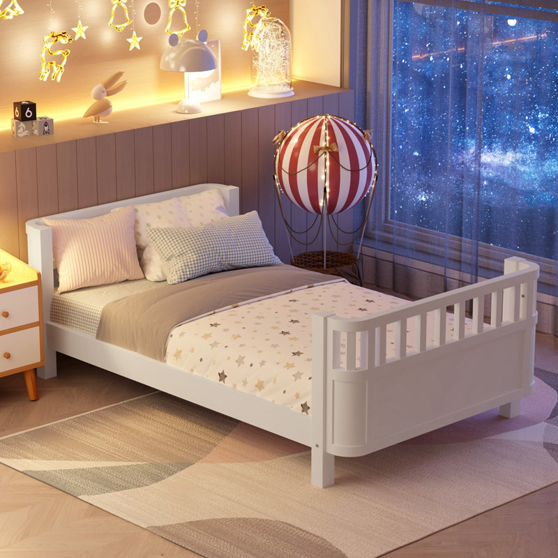 Lit plateforme en bois pour enfants avec rails de sécurité et conception à profil bas, idéal pour les garçons et les filles