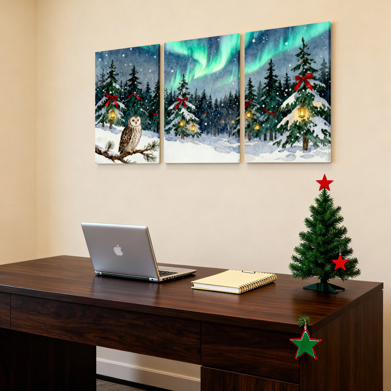 Ensemble de 3 tableaux sur toile tendue représentant un hibou des forêts d'hiver, des aurores boréales et un sapin de Noël.