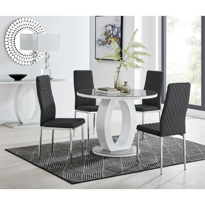 Scottsmoor 4 - Person Dining Set