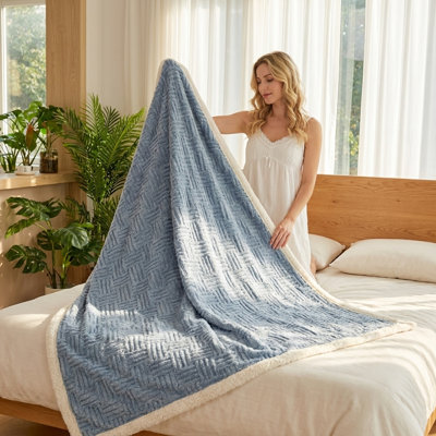 Jeté chaud et épais pour l'hiver, doudou à deux couches, literie moelleuse pour le sommeil, le canapé et les loisirs d'intérieur, douillet douillet toutes saisons, bleu, 90 po x 90 po