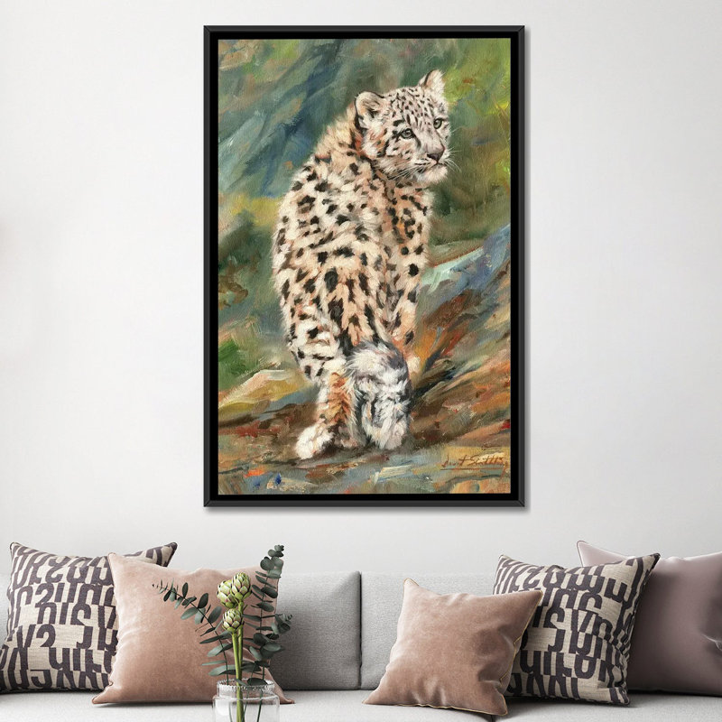 «Snow Leopard Cub Look Back», impression sur toile, H 26 po x l 18 po x P 1,5 po, Toile encadrée noire, Pas de tapis