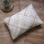 Housse de coussin transitionnel en similicuir texturé-1810624944
