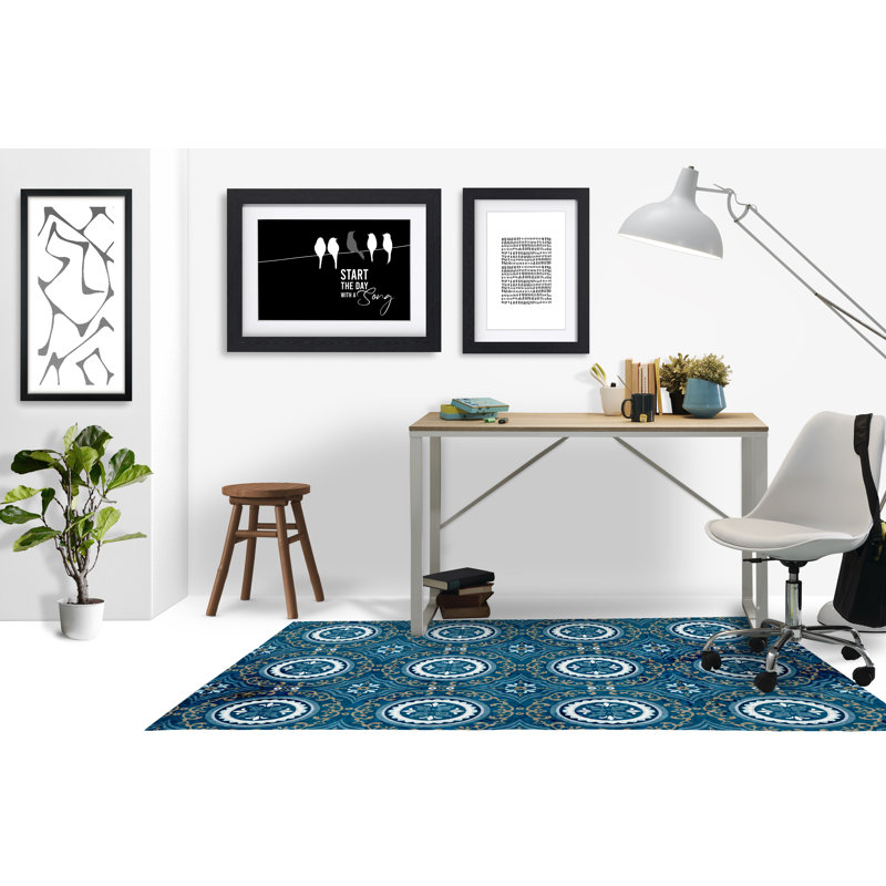 Tapis de chaise rectangulaire Juga, L 48 po x L 72 po, Bleu marine