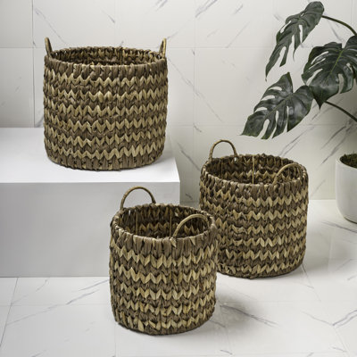 Cassia Coastal Farmhouse Handwoven Two-Tone Water Hyacinth Nesting Storage Baskets with Handles (Set of 3)