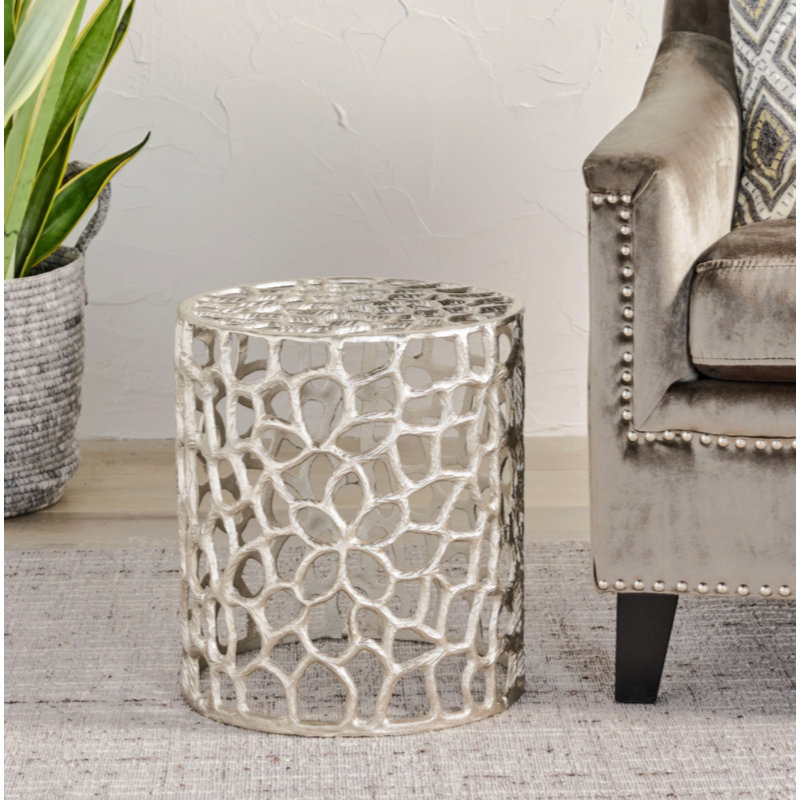TABOURET EN MAILLE