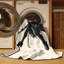 Tapis géométrique beige élégant et lavable à la machine Aidan Demon Hunter-1104509052
