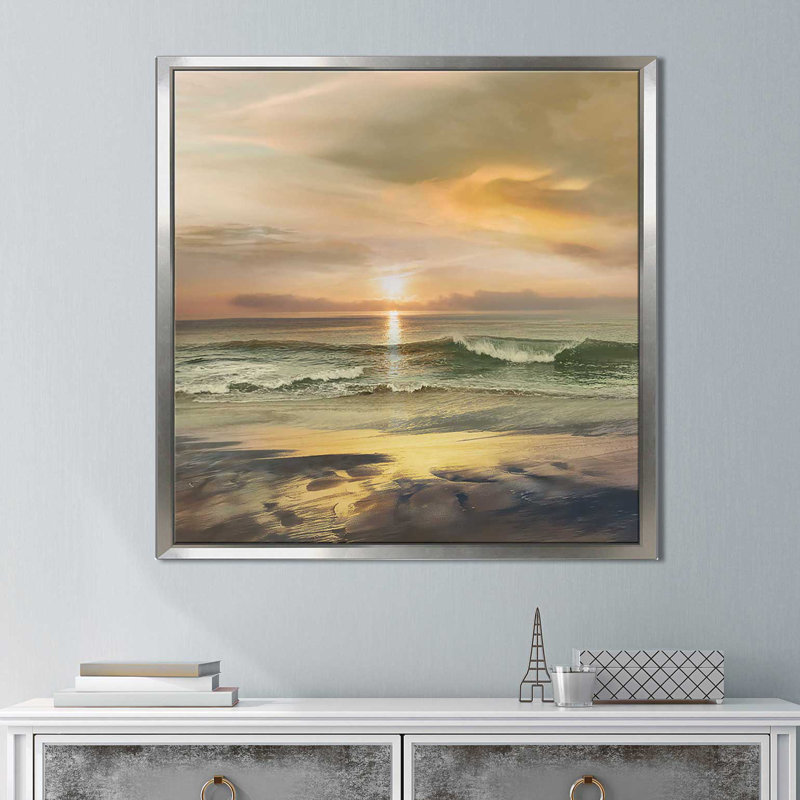 «Monterey», reproduction, H 31,5 po x l 51,5 po x P 2 po, Cadre flottant argent