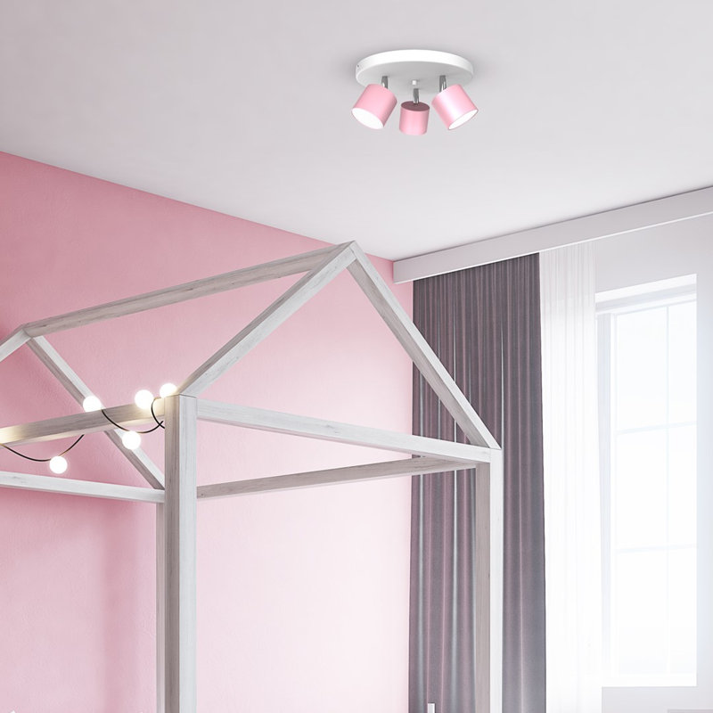 Bryany Spotlight, Pink