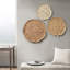 Décoration murale en métal texturé en plumes texturées - Argent, blanc, finitions grises, montage facile à l'intérieur, bleu disque, couleurs, pour les espaces intérieurs