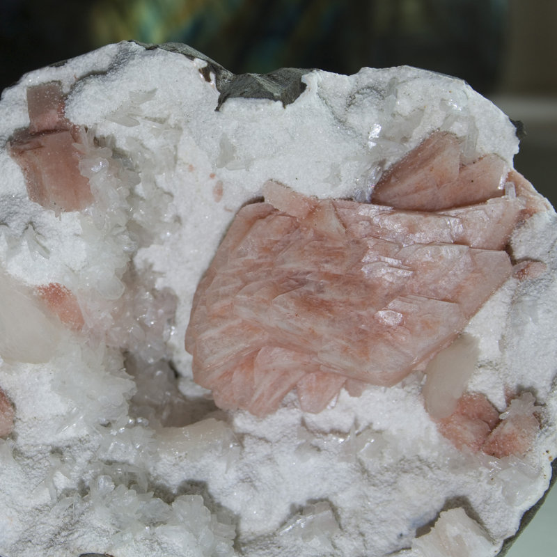 Heulandite double gomme à bulles avec stilbite sur calcédoine