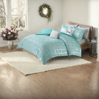 Comfortable Modern Bedding Sets With Aqua Silver Metallic Design