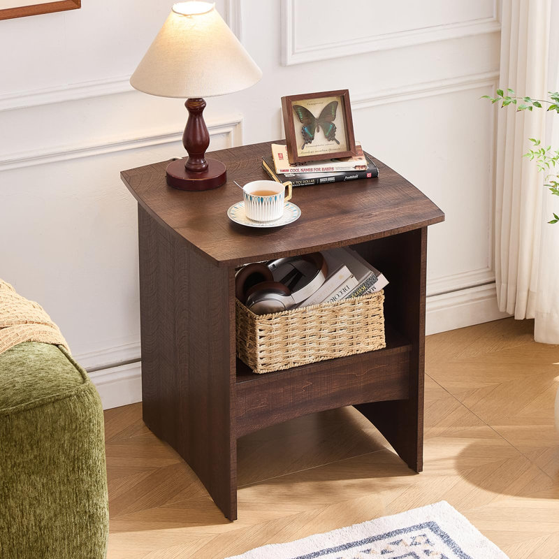 Table d'appoint de style champêtre avec rangement ouvert à 2 niveaux et bords arrondis, Walnut