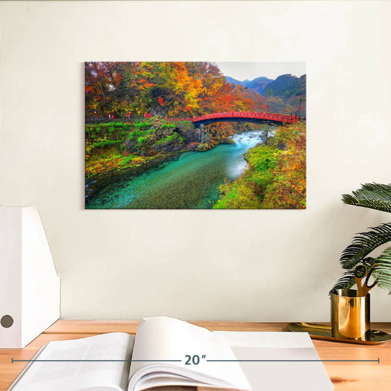 Pont Lilie Shinkyo en automne, H 8 po x l 12 po