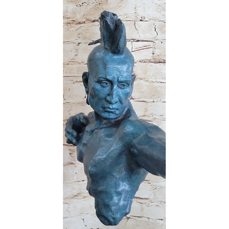 Sculpture de Guerrier indien
