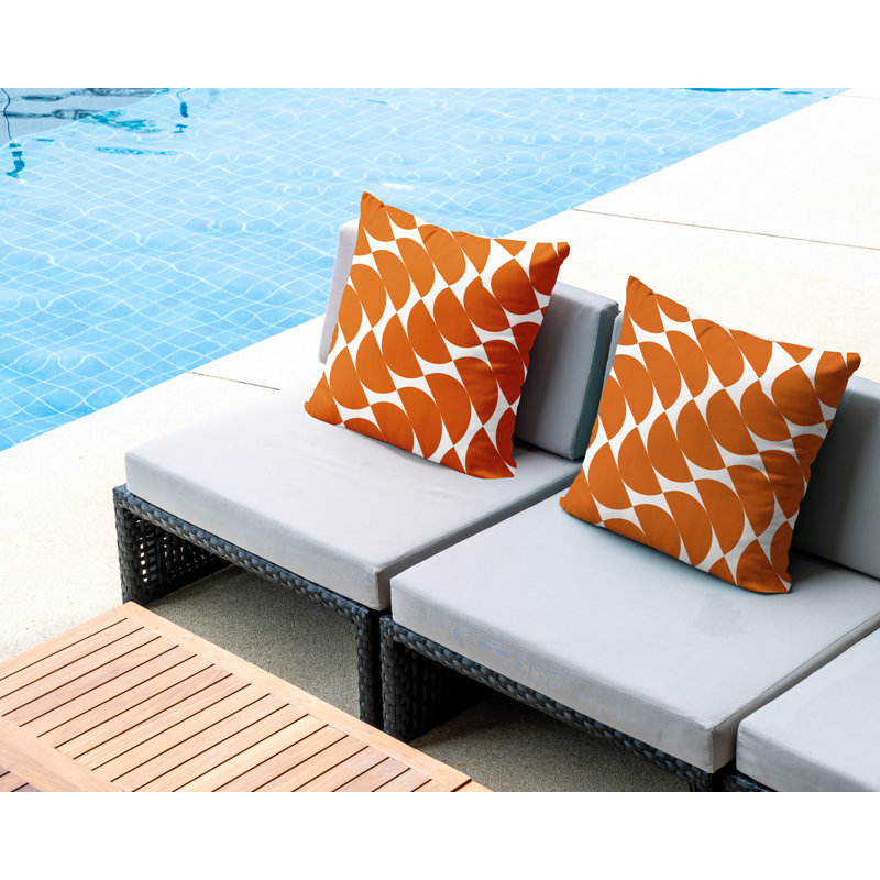 Oreiller carré intérieur / extérieur Mandi, L 15 po x H 15 po, Orange